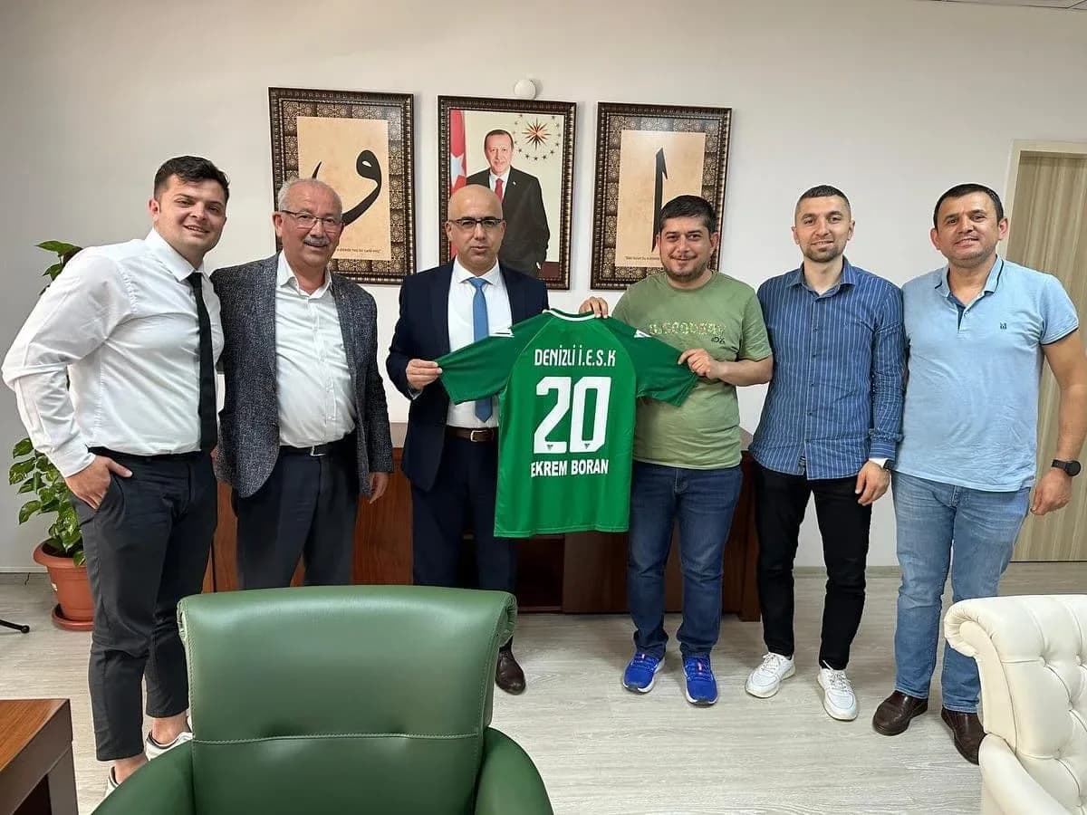 Yapı Kredi Ticari Şube Müdürü Melih Boylu’yu makamlarında ziyaret