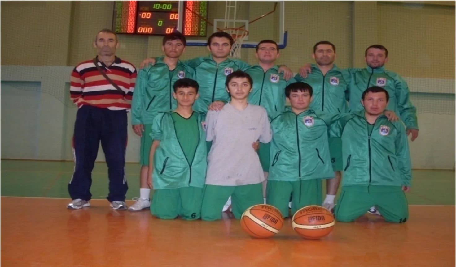 Basketbol — kulüp arşivinden bir kare