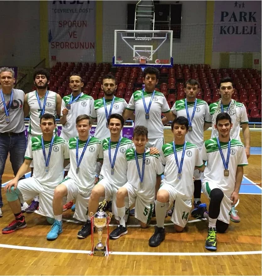 Basketbol — kulüp arşivinden bir kare