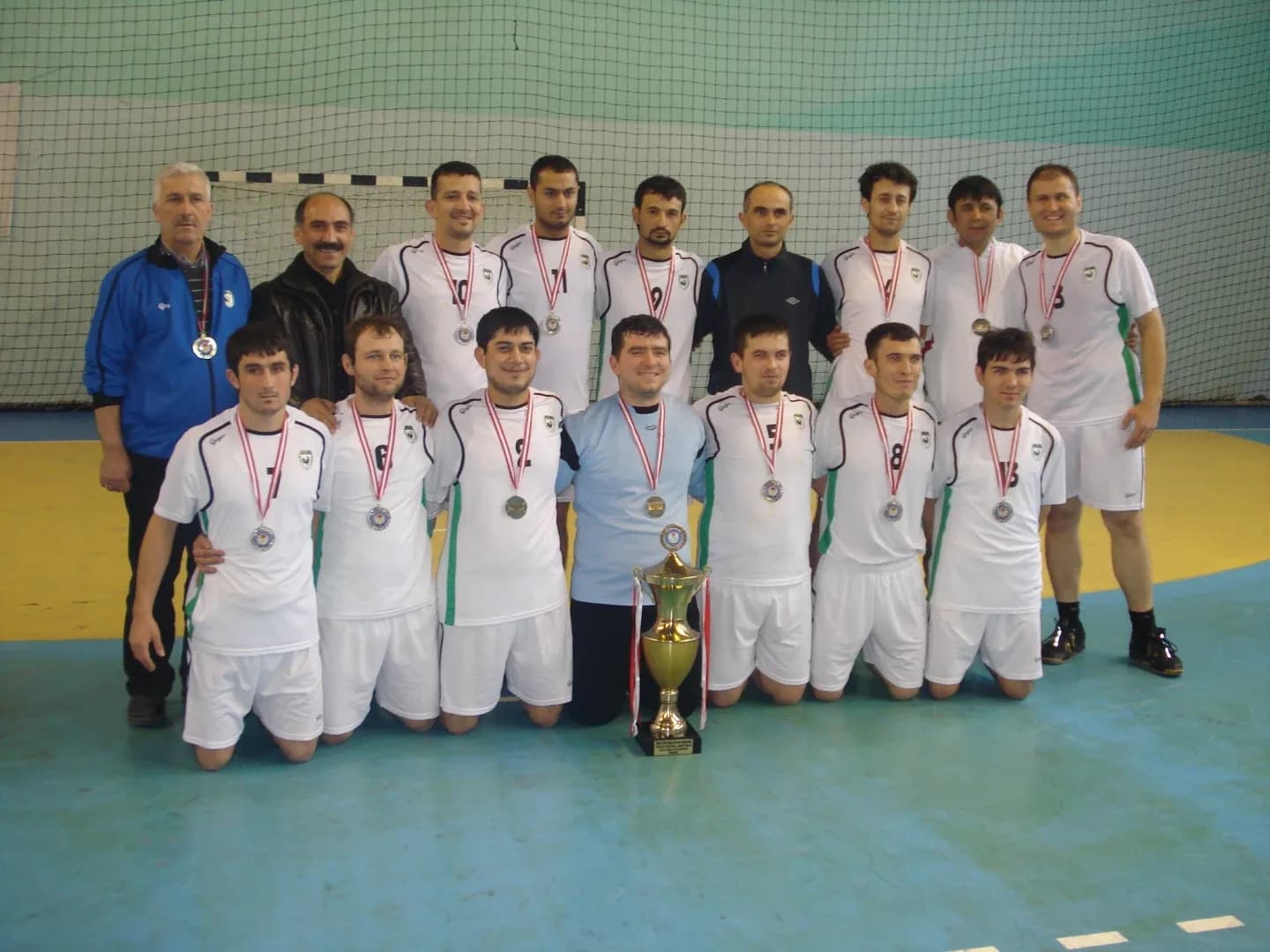 Hentbol — kulüp arşivinden bir kare