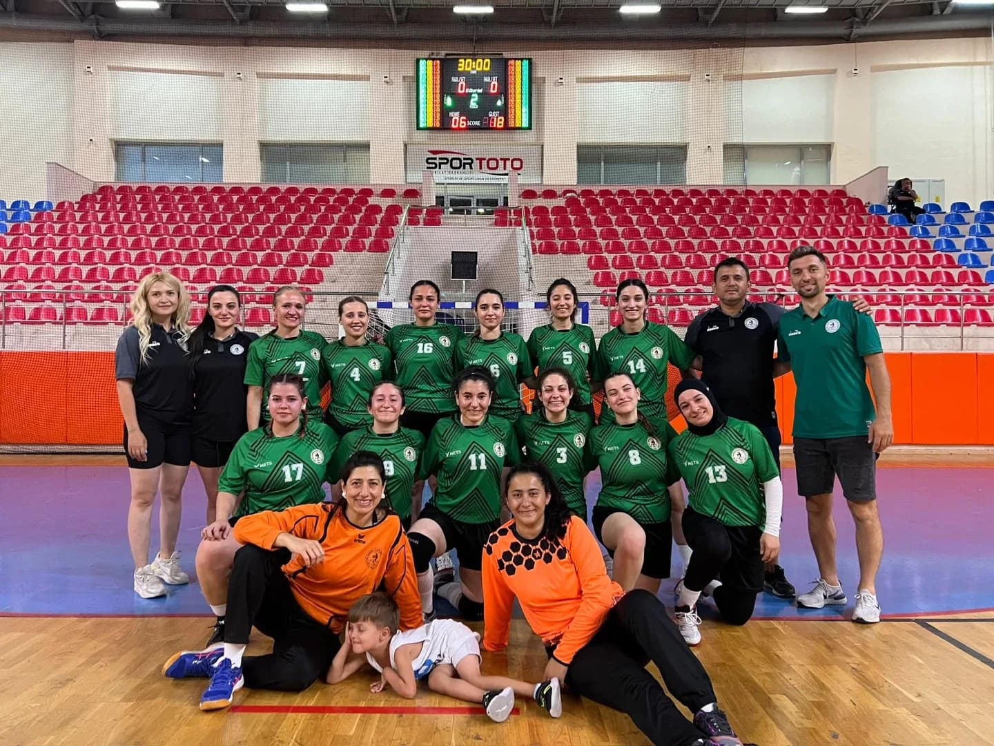 Kadınlar Hentbol Süper Lig takım fotoğrafı